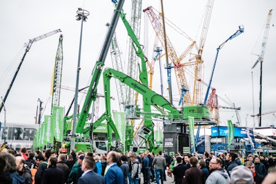 bauma 2019 crane display