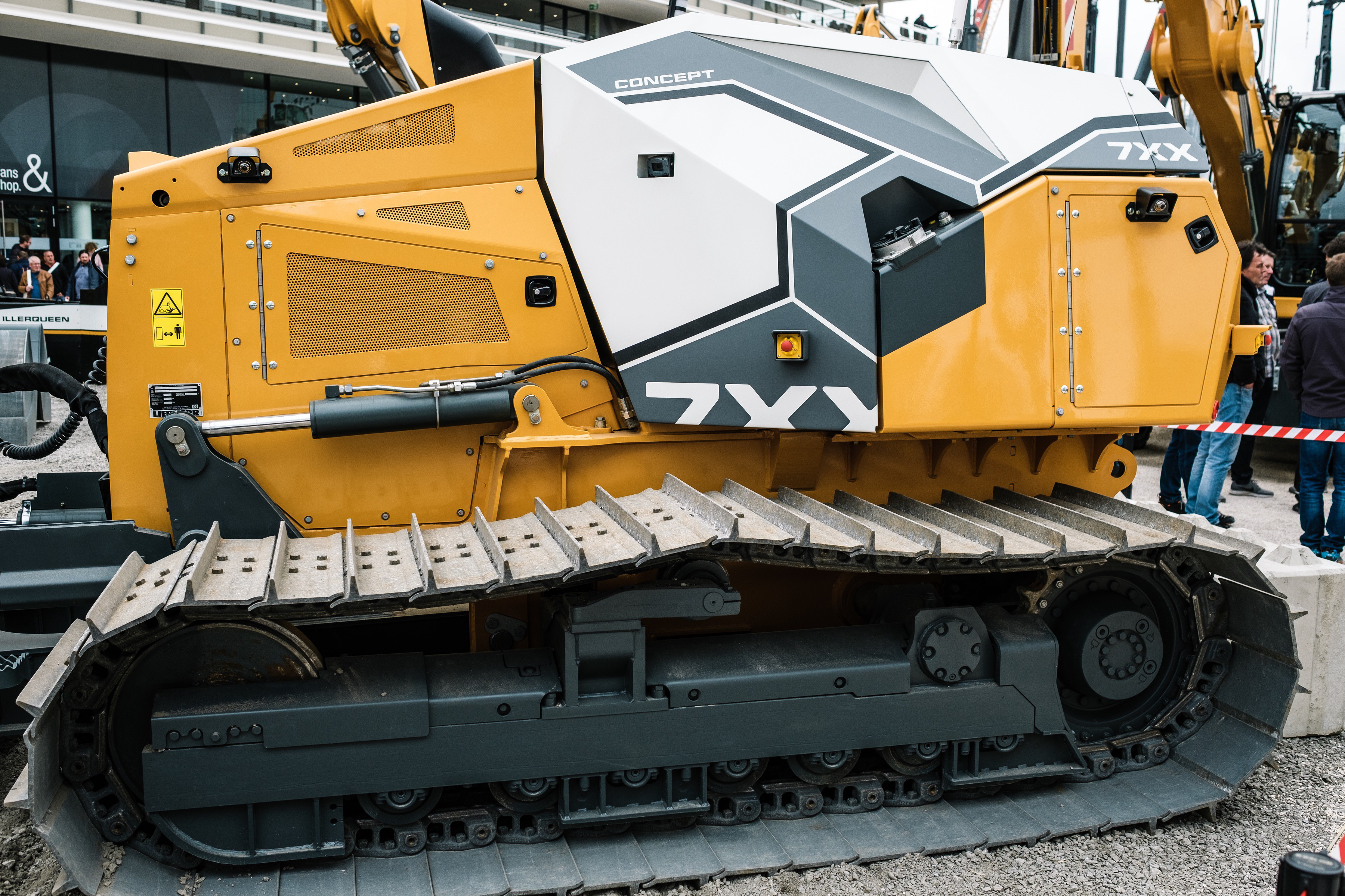 Liebherr 7XX concept dozer Bauma
