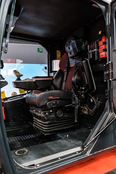 prinoth raptor 500 interior