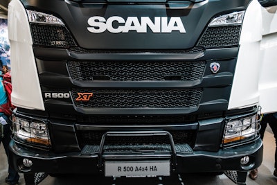 scania r 500 a4x4 HA front grille