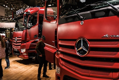 mercedes trucks bauma 2019