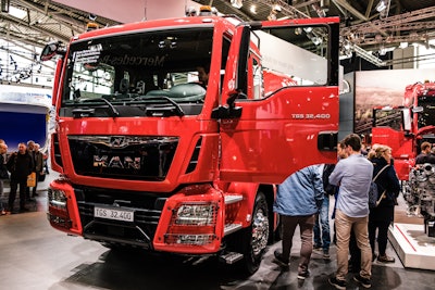 Man Tgs 32