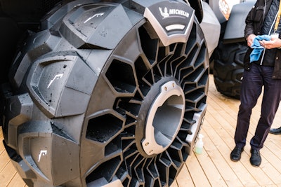 case terta concept honeycomb michelin tire