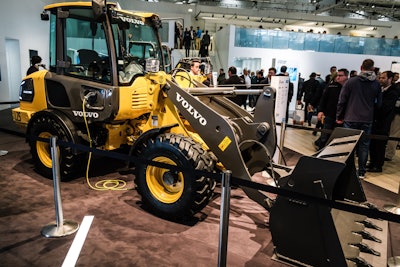 L25 electric wheel loader. Photo: Wayne Grayson