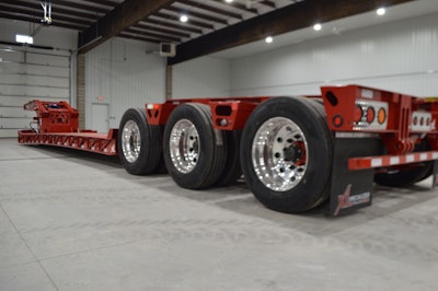 Low-Profile Hydraulic Detachable Gooseneck trailer