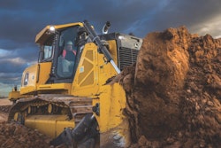 John Deere 850L dozer
