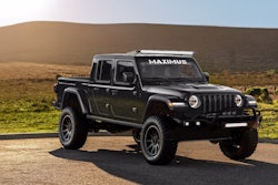 Hennessey-Maximus-Jeep-front