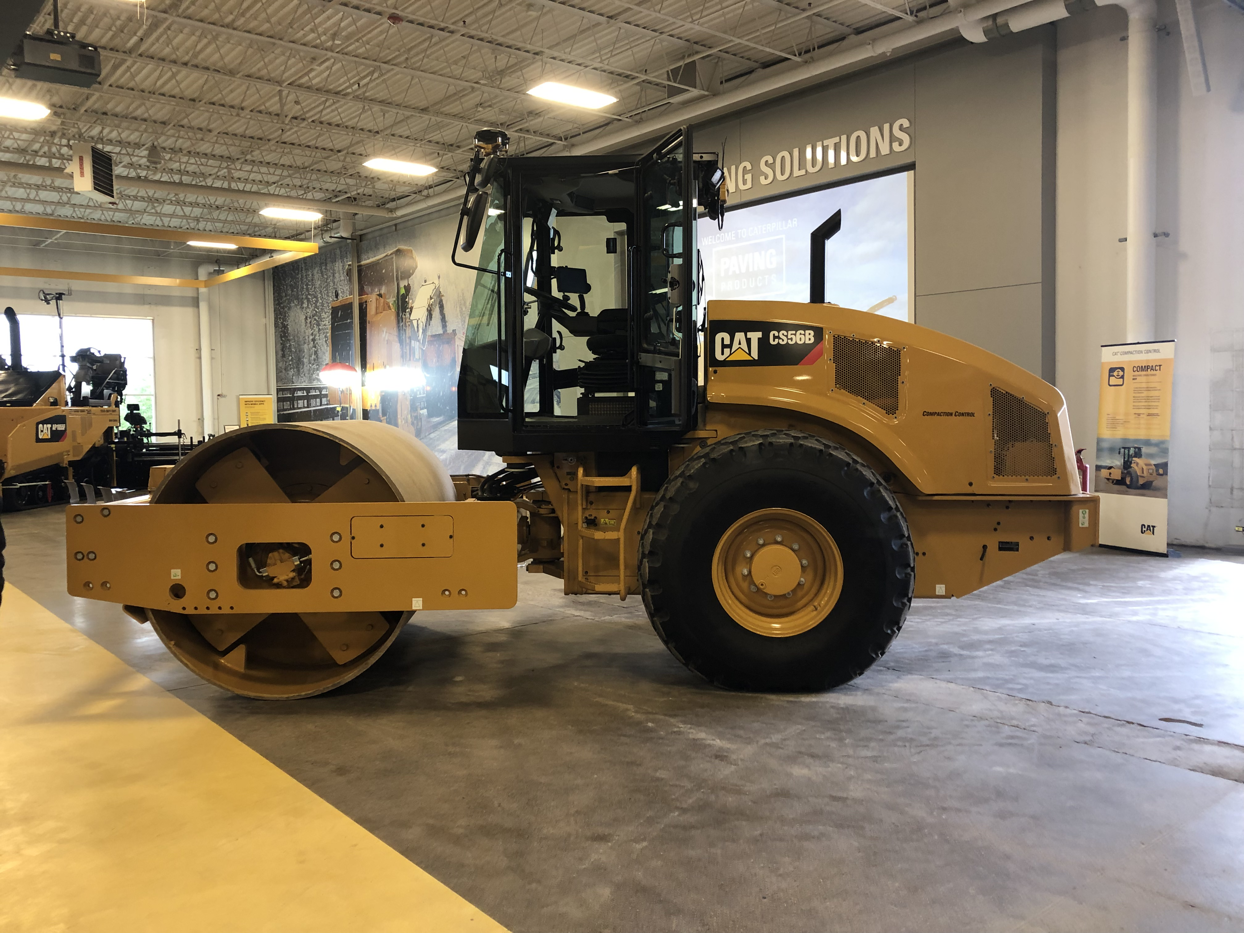 Cat Paving Unveils Simple Automatic Soil Compaction For B-Series ...