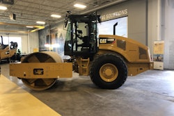 Cat CS56B soil compactor