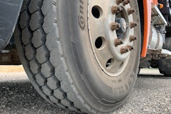 Continental HSC 3 Generation 3 drive tire