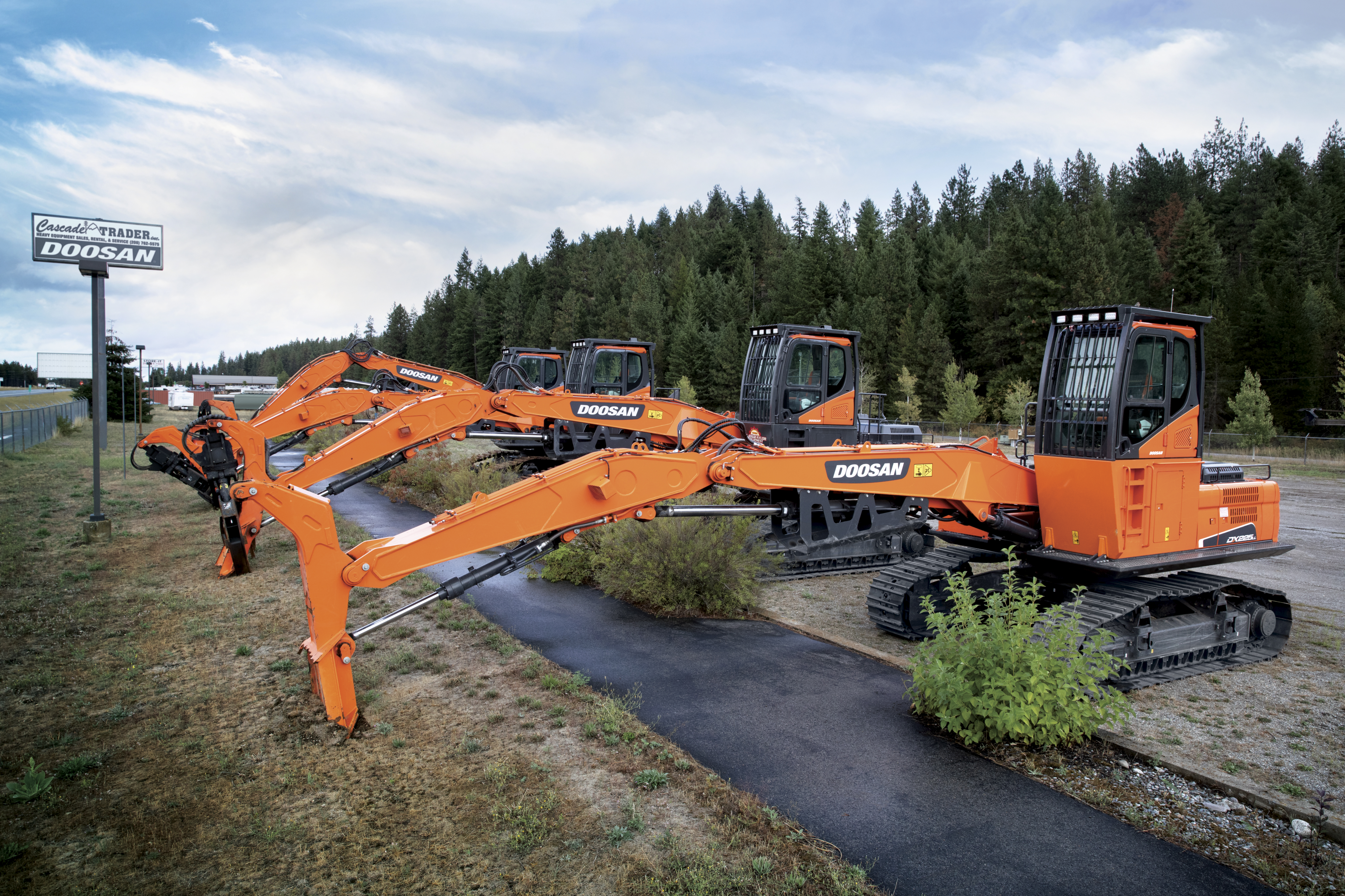 Doosan_Cascade_Trader_Dealership_DP5271_F