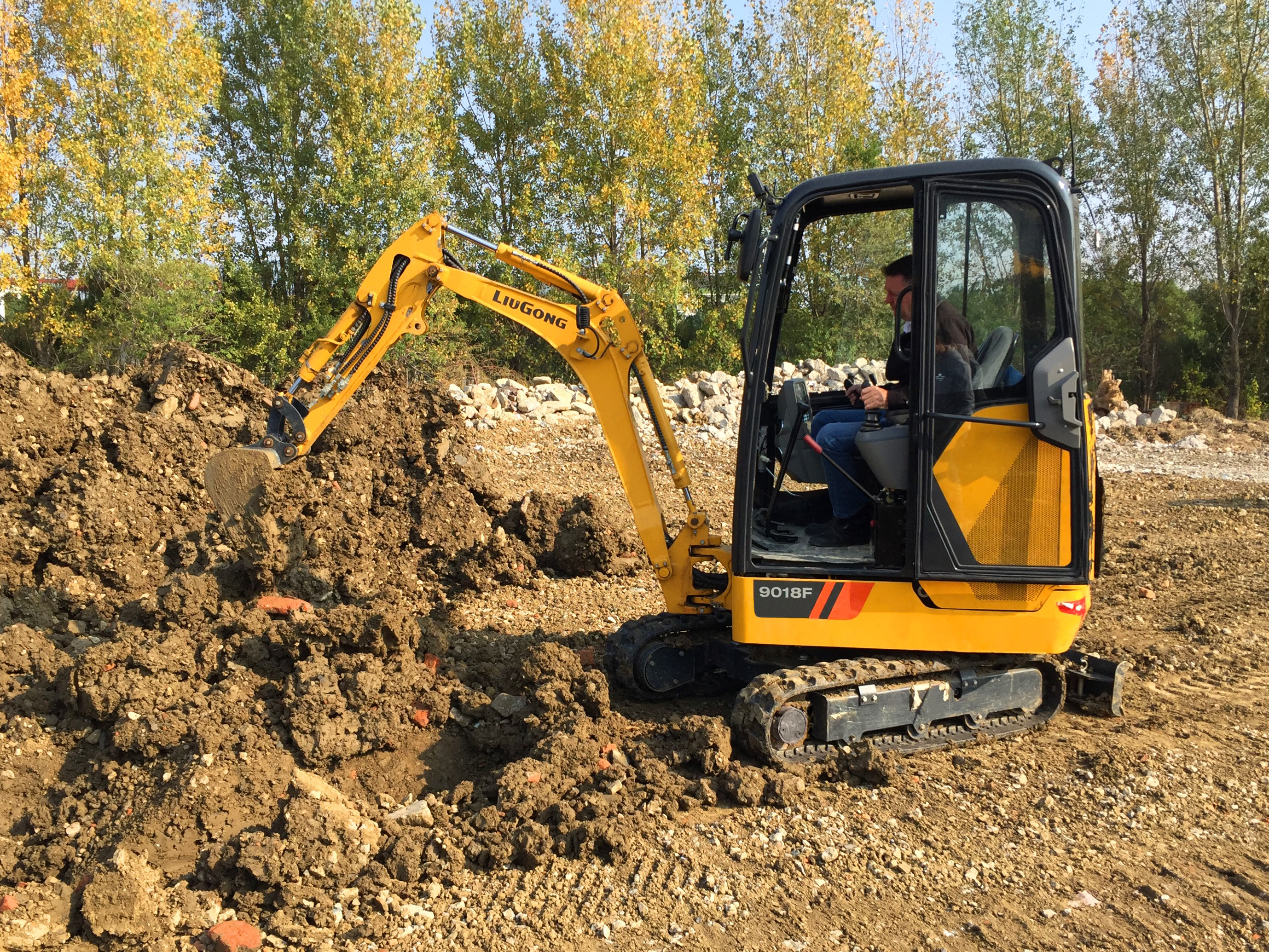 LiuGong 9018F sm