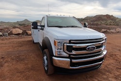 2020-Ford-Super-Duty-chassis-cab-knapheide-2020-01-30-10-11-1200×705