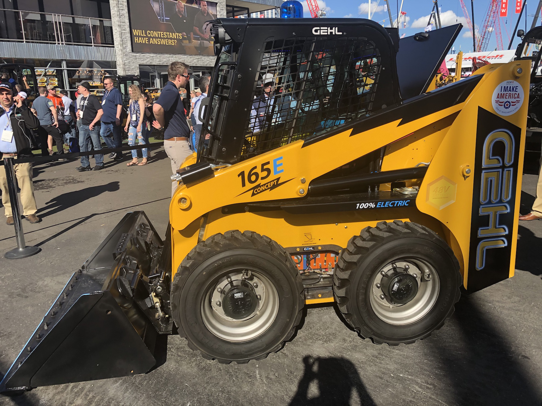 Gehl 165E electric skid copy