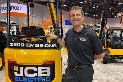 Fox-Marrs at JCB’s ARA booth.