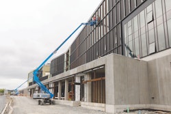 Genie S-80 J boom lifts copy