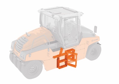 HAMM HP 180i pneumatic tire compactor steps