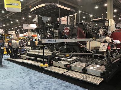 Dynapac’s SD2500CS equipped with a TH E screed at ConExpo 2020