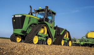 John Deere offers 4-track tractors with 9RX series