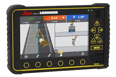 The split display view on the Leica 3D system allows operators a top view in 2D or 3D (left display), a transverse view for the desired inclination (upper right) and a longitudinal view for planning work (lower right).