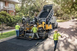 Volvo P5170B asphalt paver