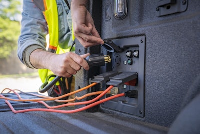 Available 7.2-kilowatt Pro Power Onboard generator features four 120V 20A outlets and one NEMA L14-30R 240V 30A. The all-new F-150 features more exportable power than any light-duty full-size pickup.