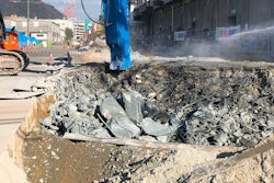 Okada Top 1000J hydraulic hammer