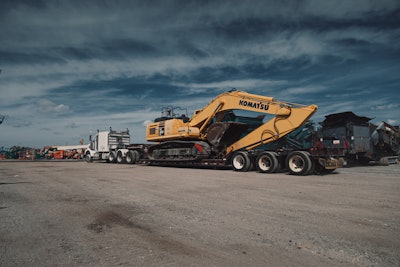 VeriTread says says its database contains detailed transportation dimensions for more than 61,000 pieces of equipment.