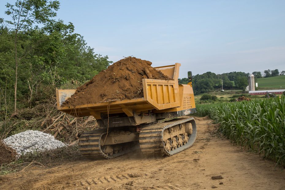 Morooka MST-3000VDR crawler carrier