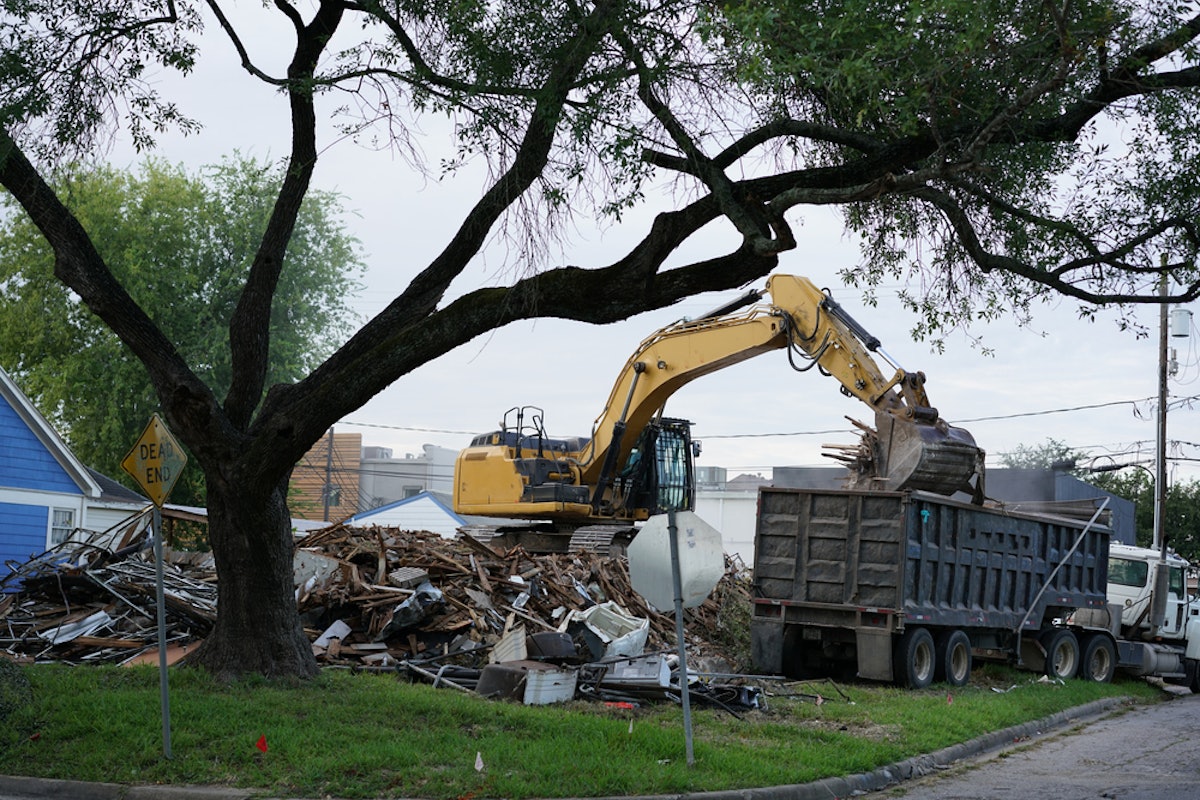 How Contractors Can Get Disaster Cleanup Work During 2023 Hurricane Season