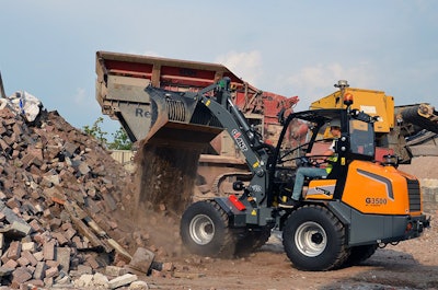 Giant G3500 X-Tra compact wheel loader