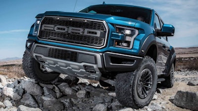 2020-Ford-F150-Raptor