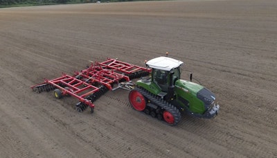 The Fendt Vario 900 Series offers improved efficiency without sacrificing performance.