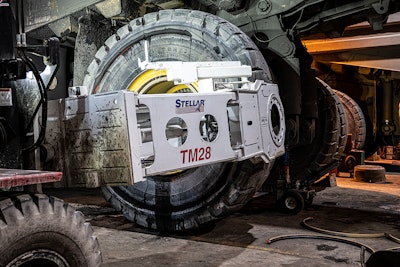 stellar tm28 tire manipulator attachment