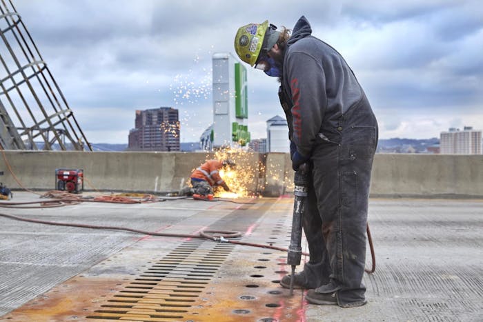 Workers completing Brent Spence Bridge repairs