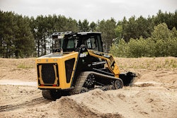 ASV RT75 All Season, Mid-Sized Rubber Track Loader