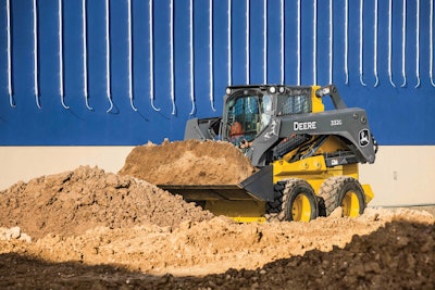 John Deere skid steer 332g