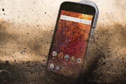 phone dropping in dirt