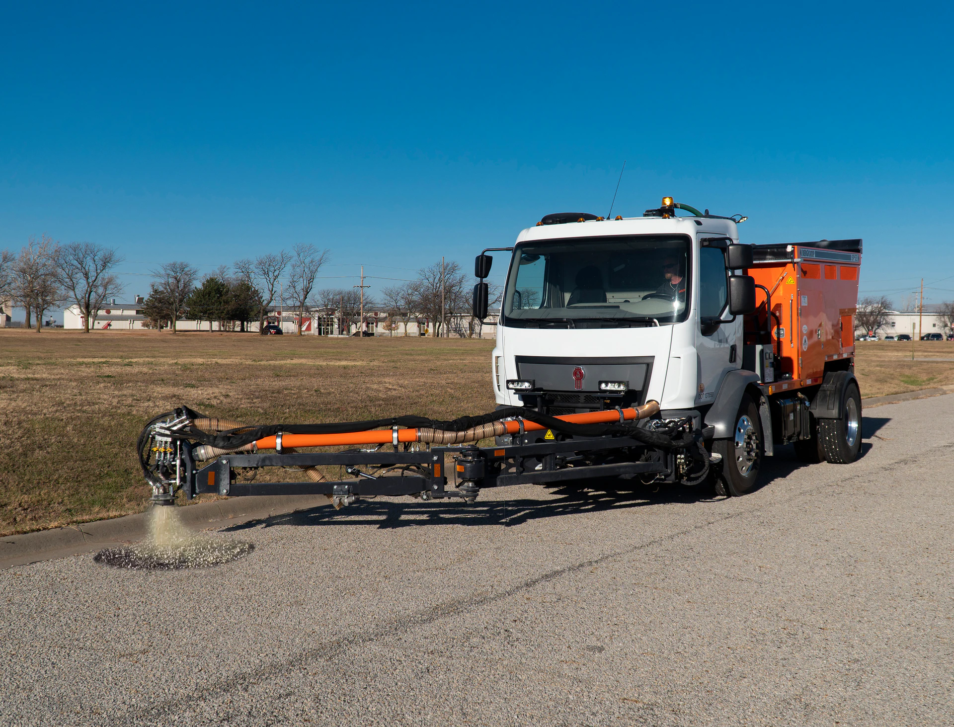 Bergkamp's new SP5E Pothole Patcher gets easier, quicker, safer - Vimarsana News