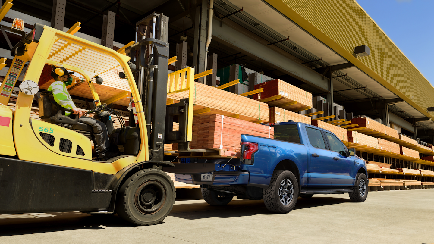 A low center of gravity on the Ford F-150 Lightning comes courtesy of the battery pack housed between the front and rear axles.