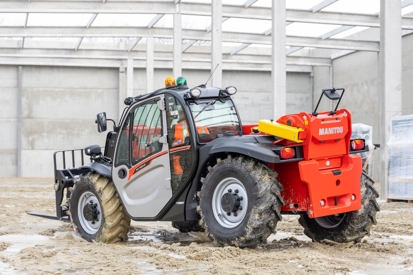 Manitou MT930 Telehandler