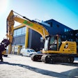 Electric excavator