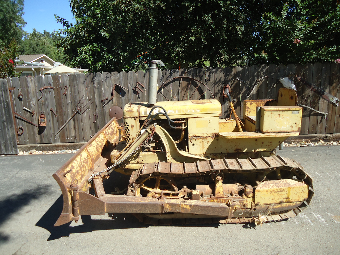 Case Terratrac 320 before restoration