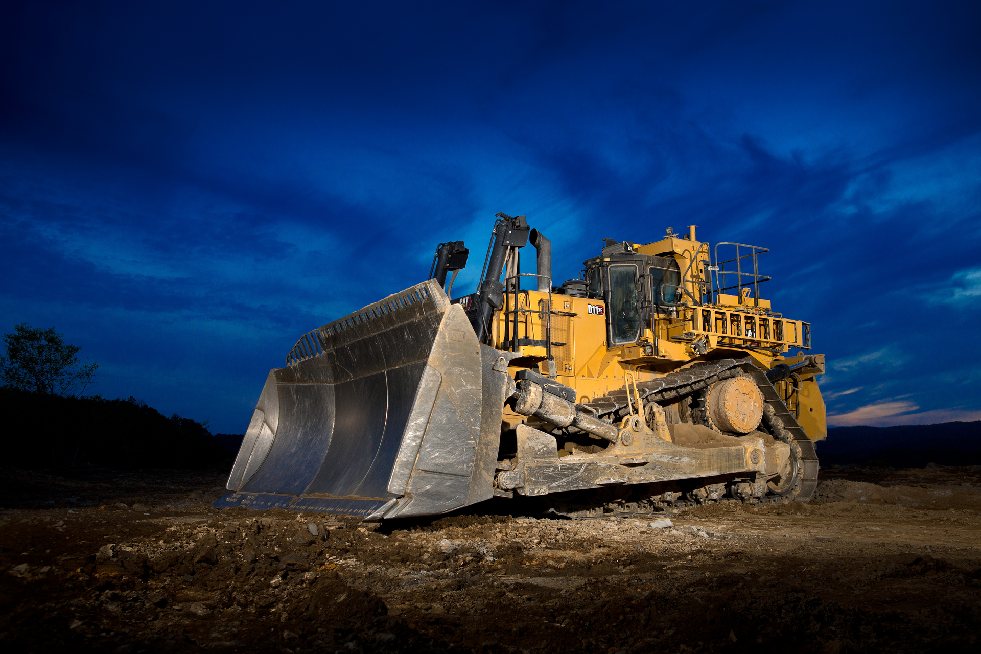 Cat Electrifies Its Largest Dozer, The D11 XE | Equipment World