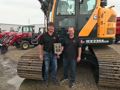 Left to Right: Cameron Currie, general sales manager and Brad Blain, construction sales manager, Delta Power Equipment.