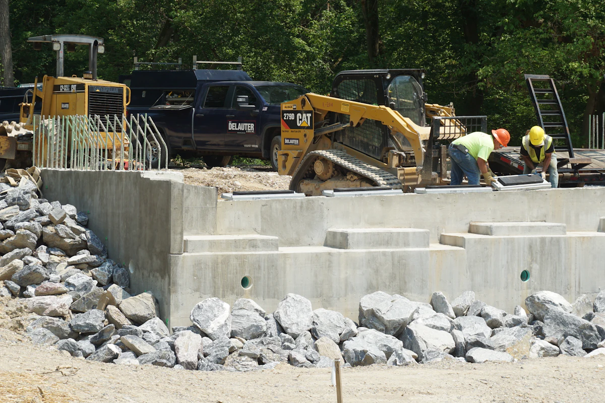 Contractor W.F. Delauter & Son started in 1955 with one dozer | Equipment  World