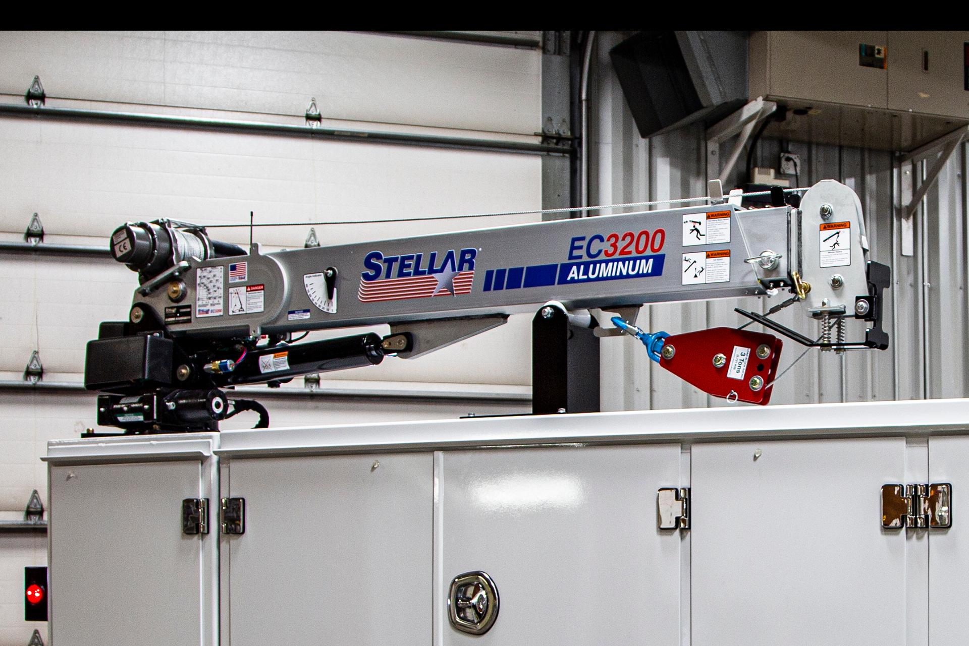 Stellar Launches TMAX 16K Aluminum Service Truck Body | Equipment World