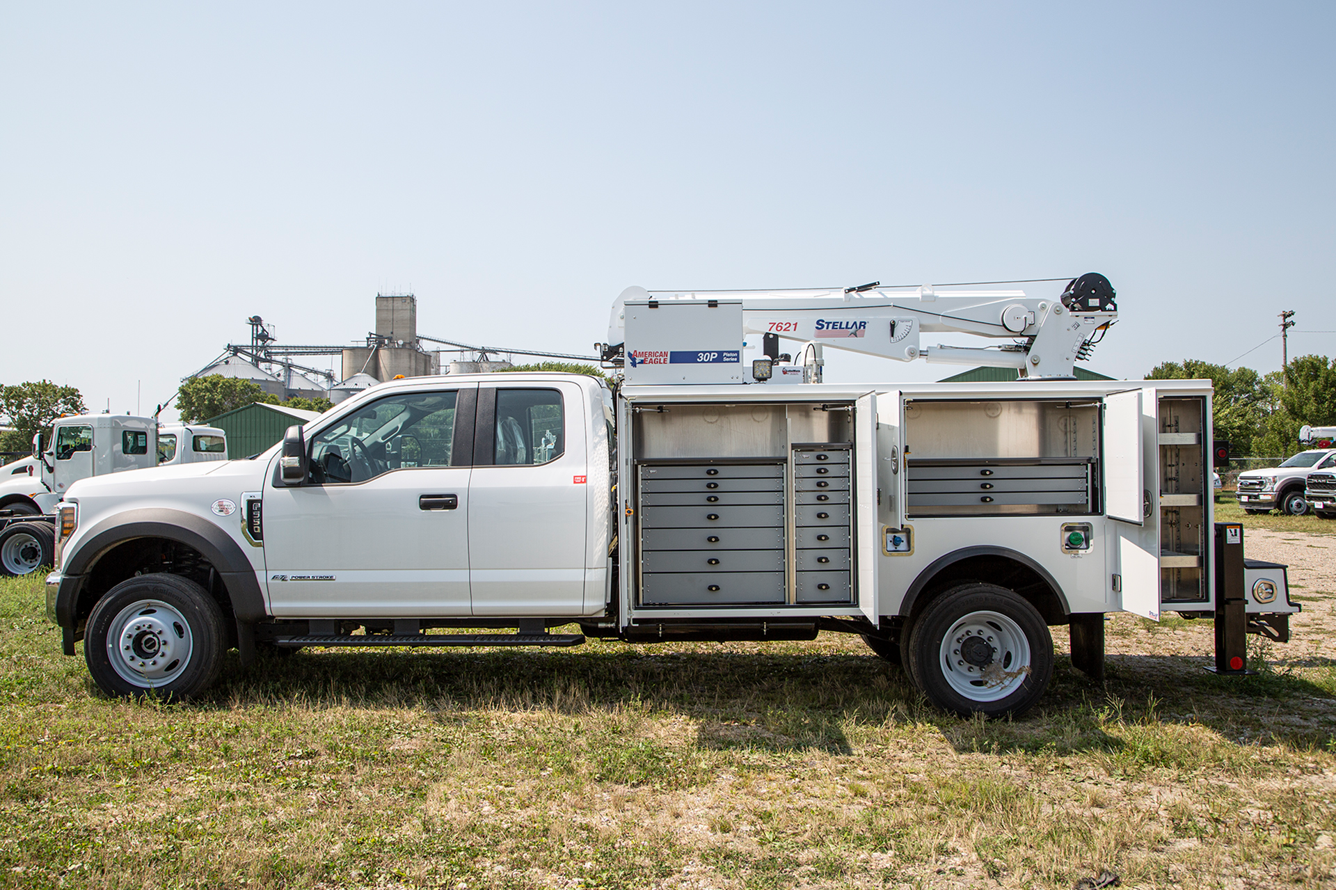 Stellar Launches TMAX 16K Aluminum Service Truck Body | Equipment World