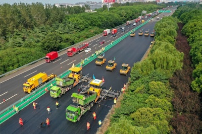 XCMG autonomous pavers rollers