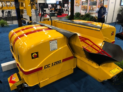 GOMACO CC-1200e electric curb paver side view